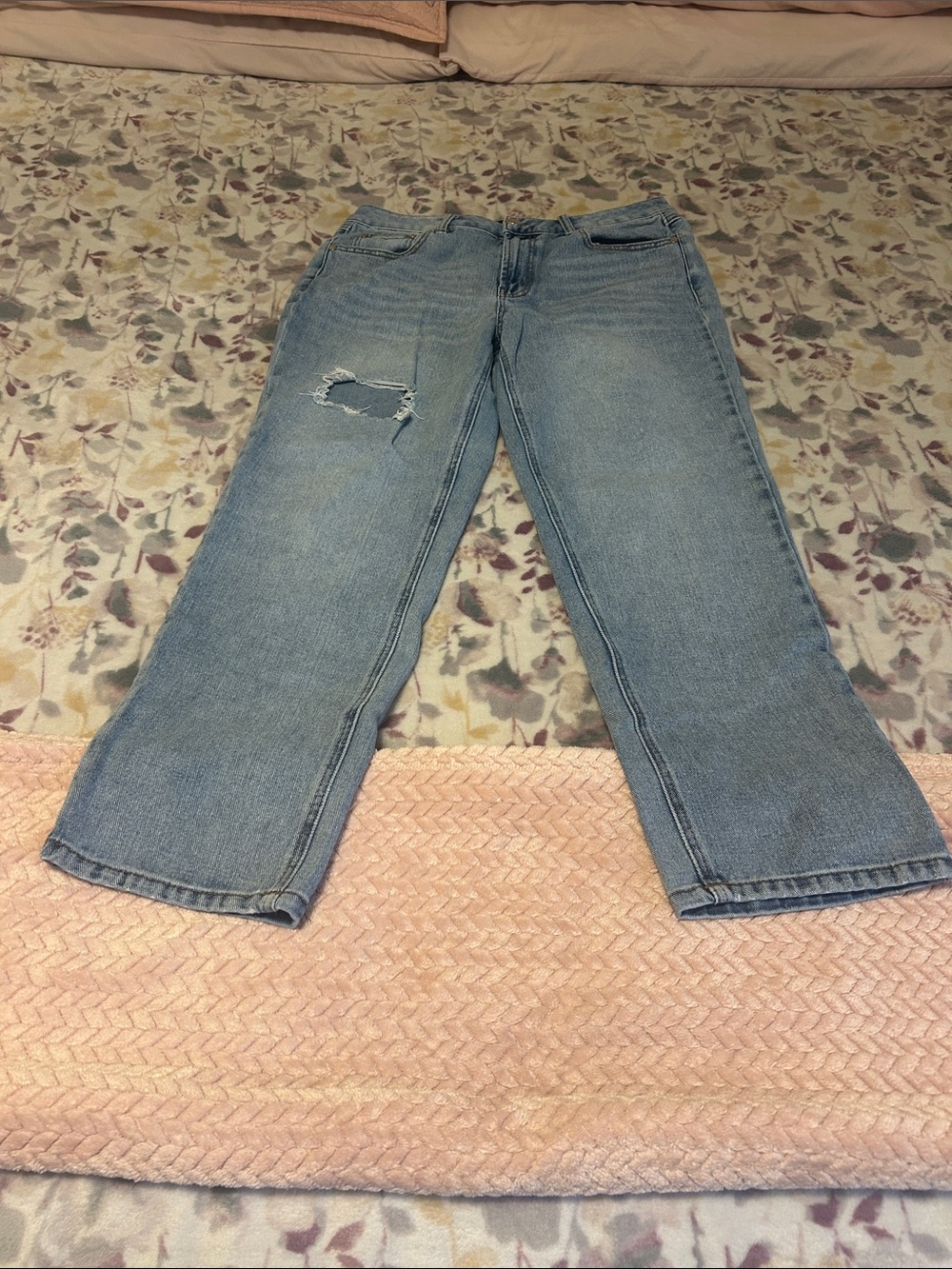 1822 Denim Light Blue Bootcut Jeans with Thigh Distress
